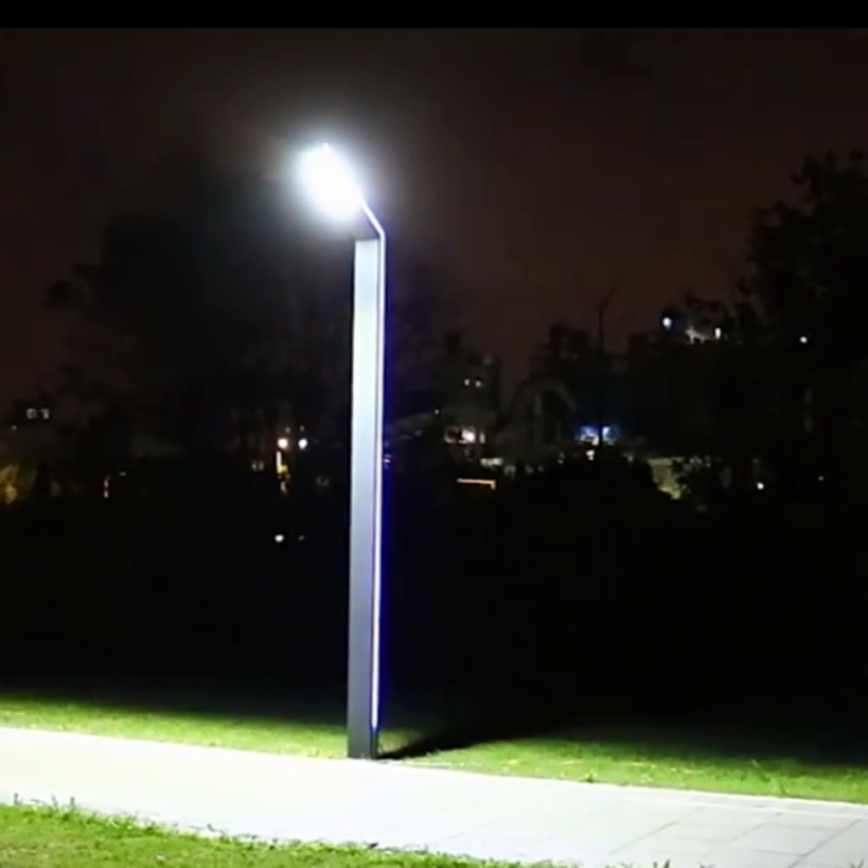 Garden Pillar Light Solar Powe - Power Tools Zones recension och pris